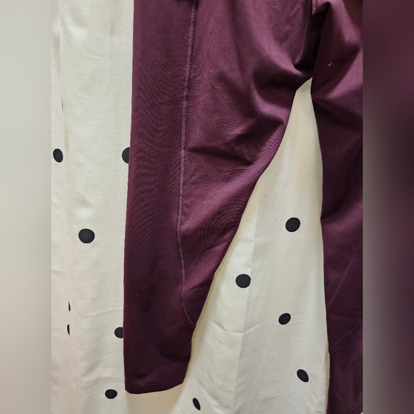 Victoria's Secret maroon high waist pocket leggings size 16 - Picture 3 of 6